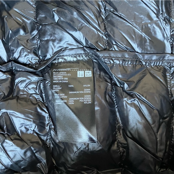 Uniqlo Women’s Ultra Light Down Parka Black Hooded NWT 🔥 XL - Picture 8 of 12
